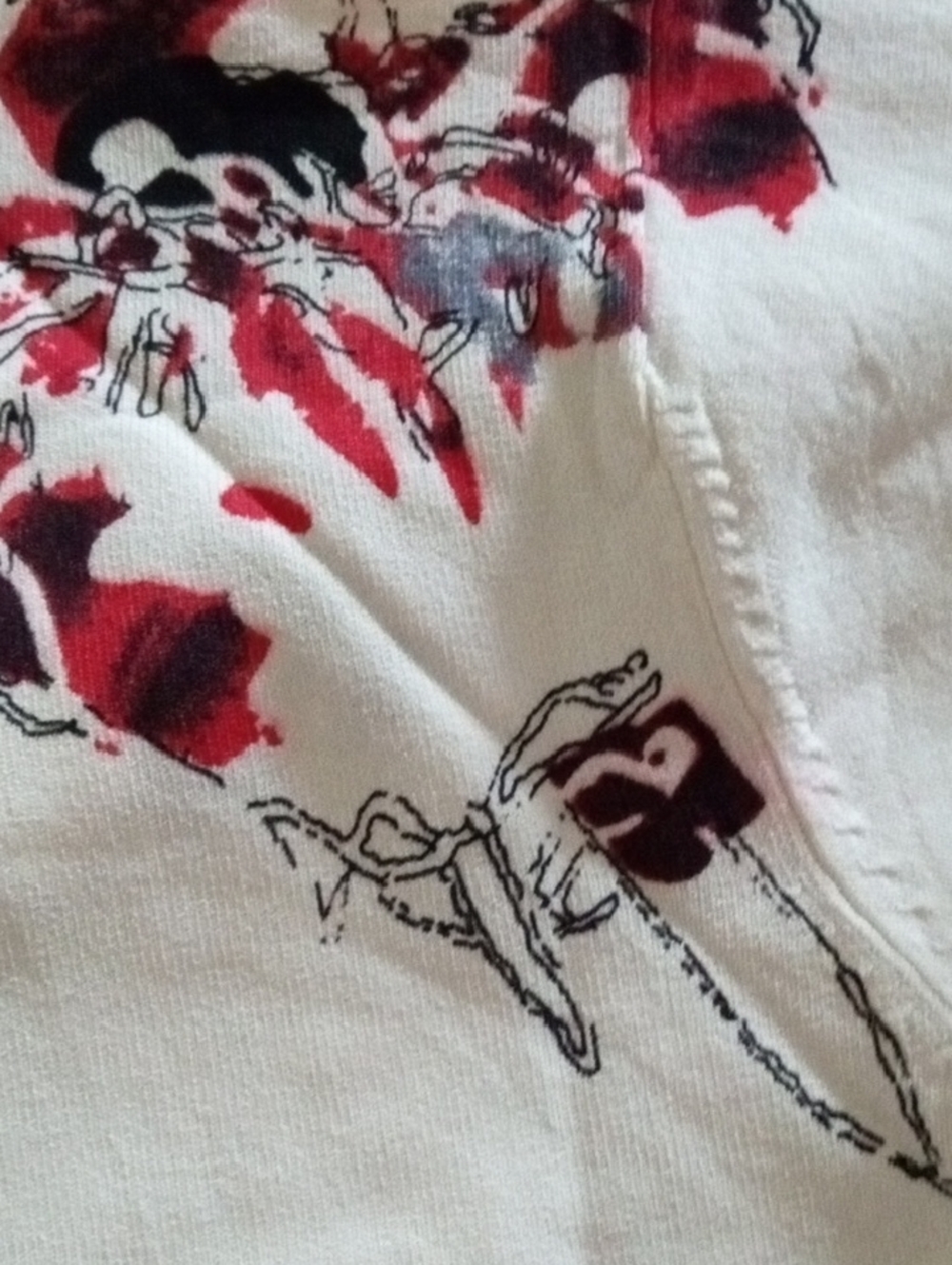 Jessica Ash White V-Neck with Red, Black and Grey Tattoo Floral Art - Picture 3 of 12